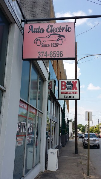 Naylor Auto Electric Co Inc Auto parts store at 1015 W 7th St